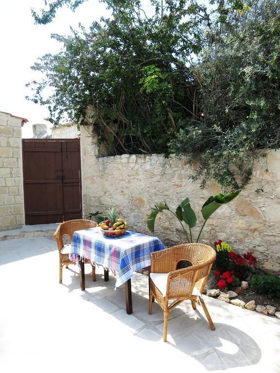 Villa Simona Stone House Polis Zimmer foto