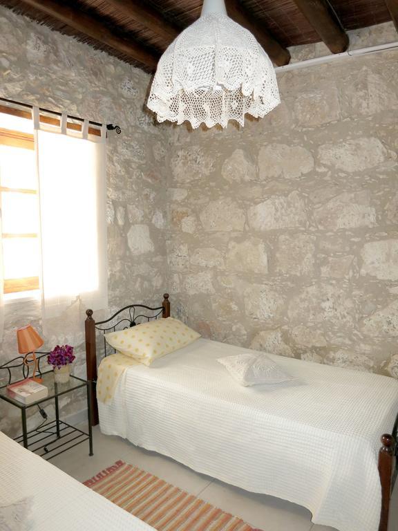 Villa Simona Stone House Polis Zimmer foto